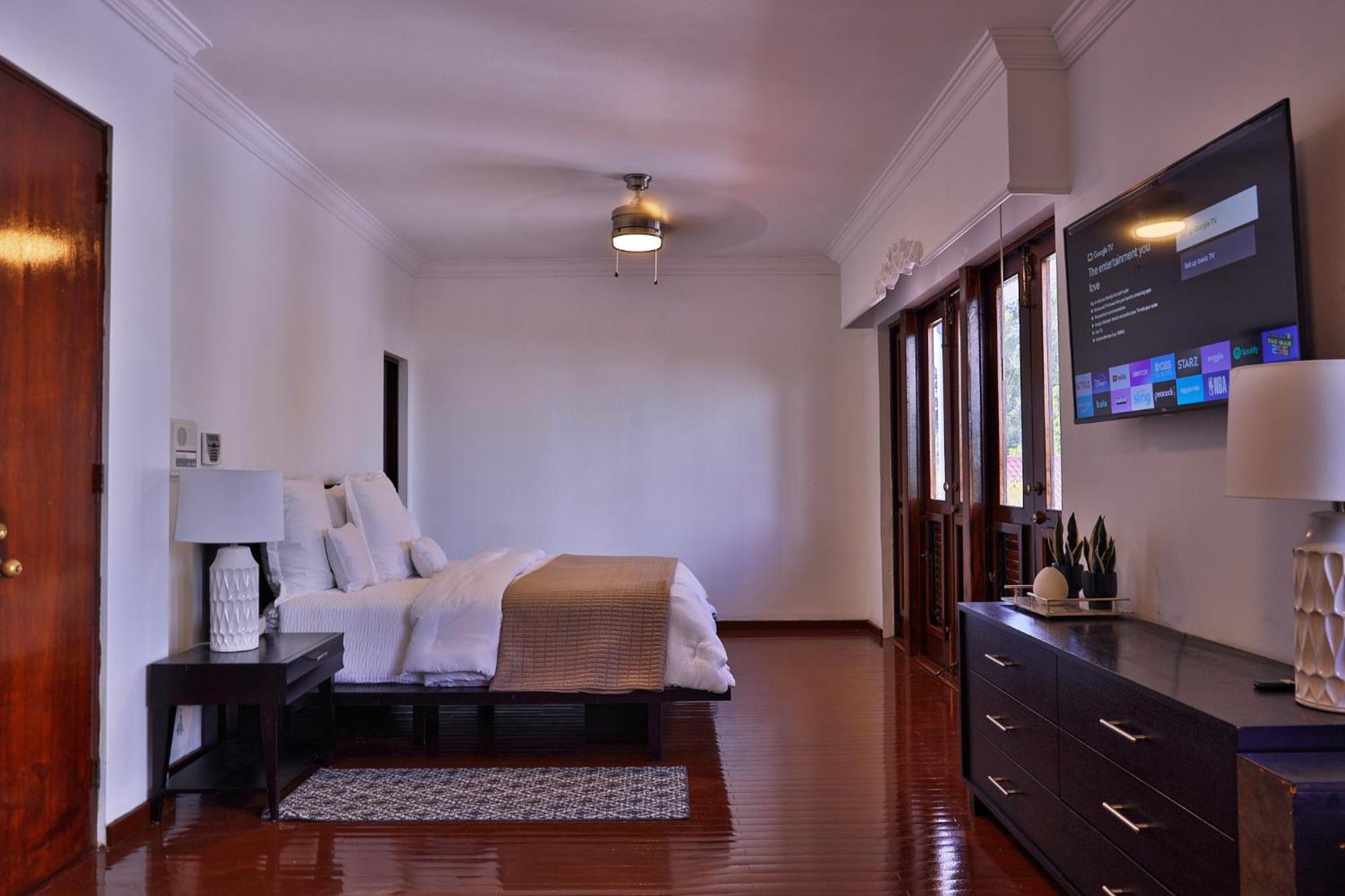 Ola Boutique Hotel San Juan Exterior photo